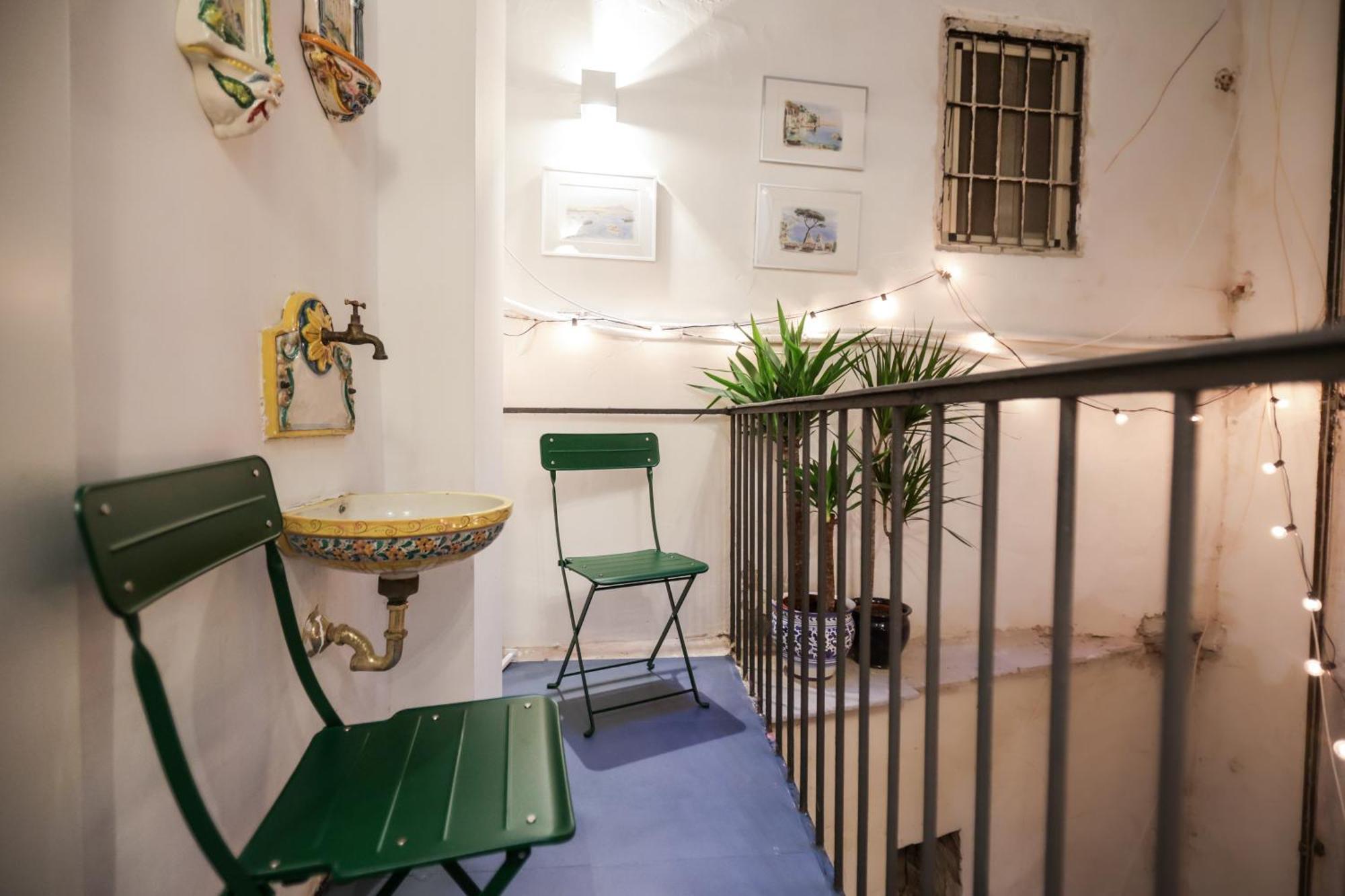Alma De Chiaja - Design Suites & Apartments Naples Extérieur photo